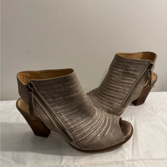 Paul Green Women's Metallic Peep-Toe Ankle Boots - Picture 2 of 5
